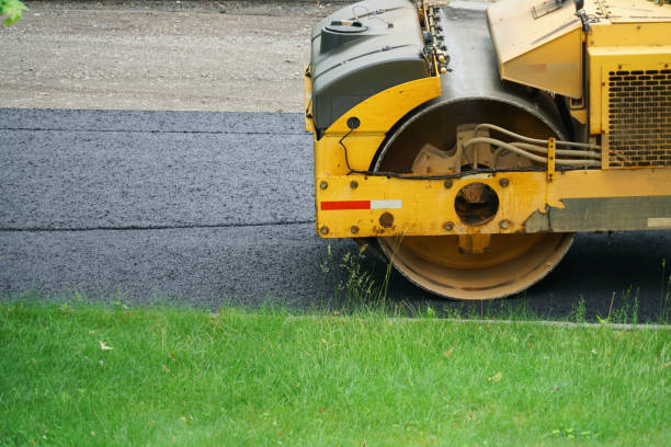 Best Driveway Paver Sealing  in Shanor Northvue, PA
